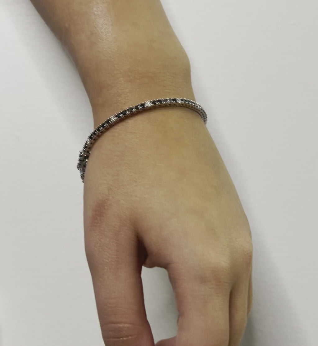 Black & White Diamond Tennis Bracelet (3.25 ct.) 2.50 mm 4-Prongs Setting in 14K Gold