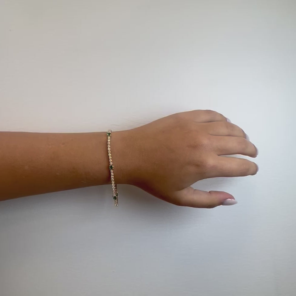 Alternate Diamond & Round Emerald Tennis Bracelet (3.25 ct.) 4-Prongs Setting in 14K Gold