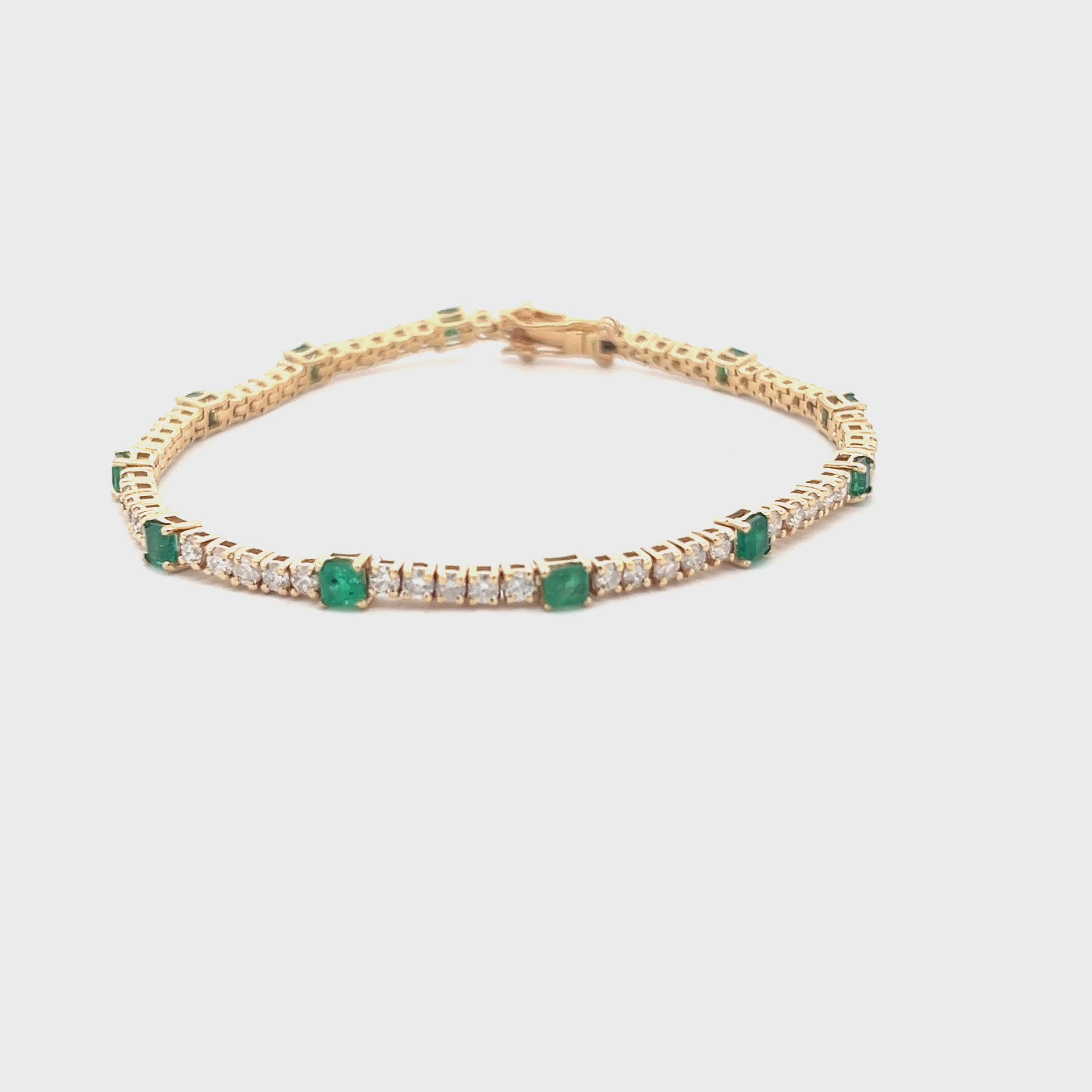 Alternate Diamond & Princess Cut Emerald Tennis Bracelet (4.00 ct.) 4-Prongs Setting in 14K Gold