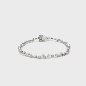 Multi Shape Illusion Diamond Bracelet (2.20 ct.) in 14K Gold