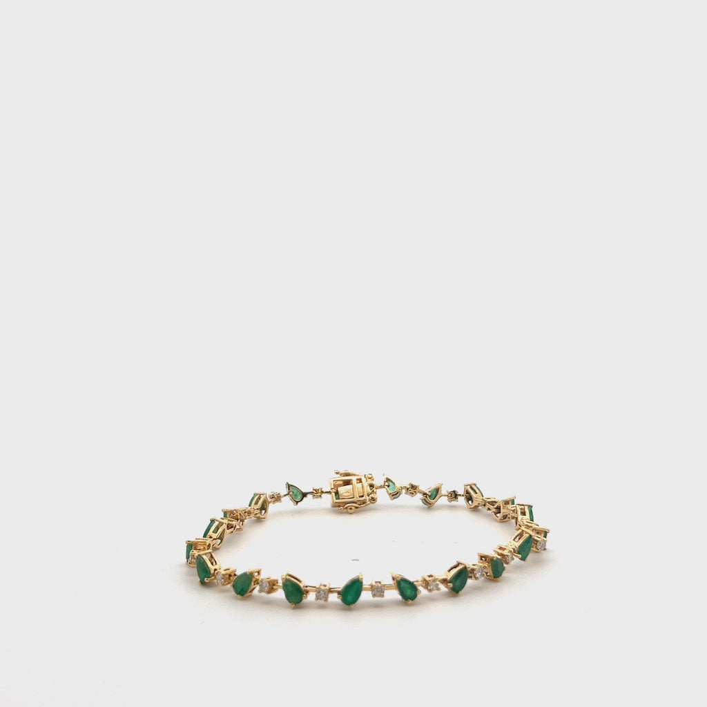 Alternate Emerald Pear Shape & Round Diamond Bracelet (4.05 ct.) in 14K Gold