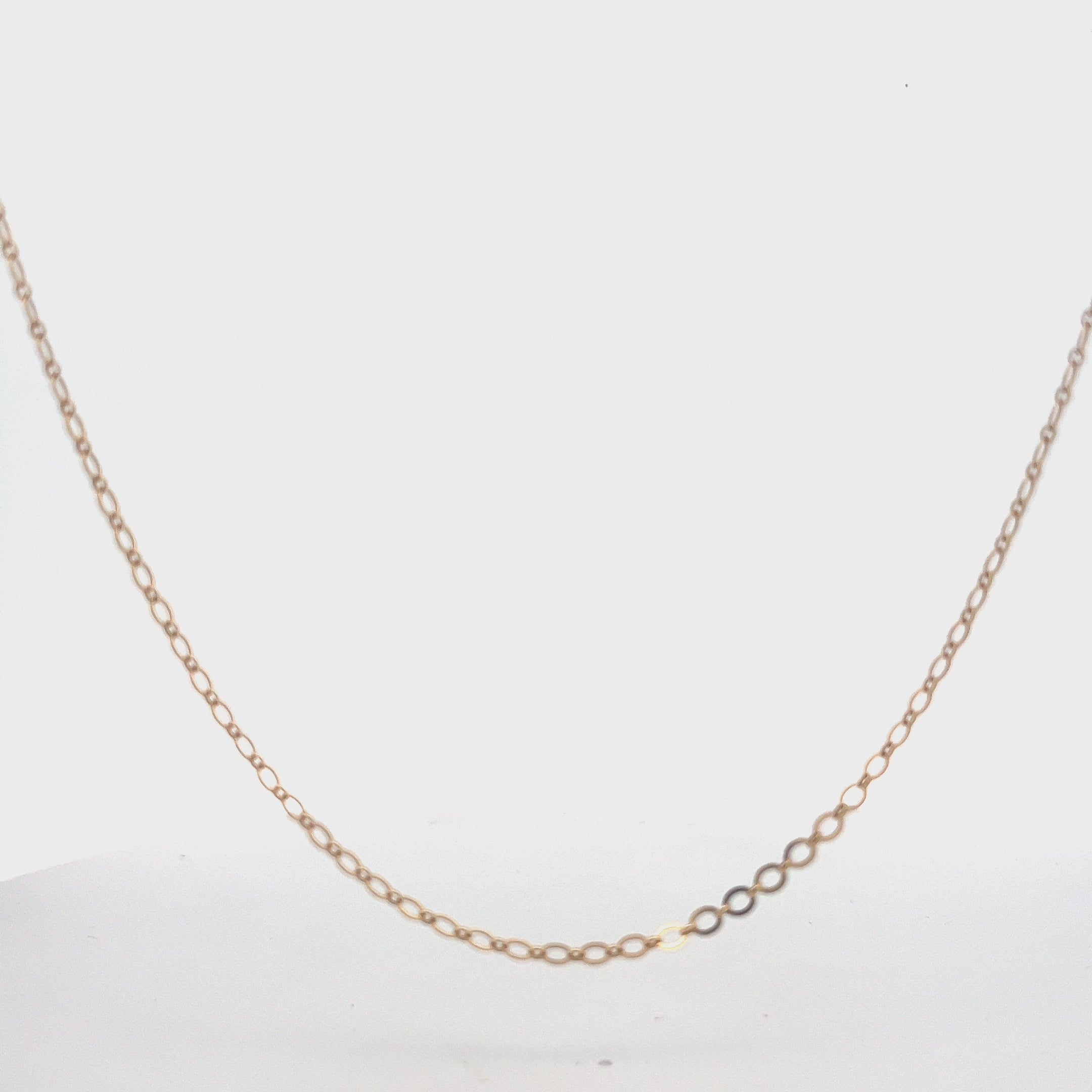 Oval Link Chain Necklace in 14K Gold
