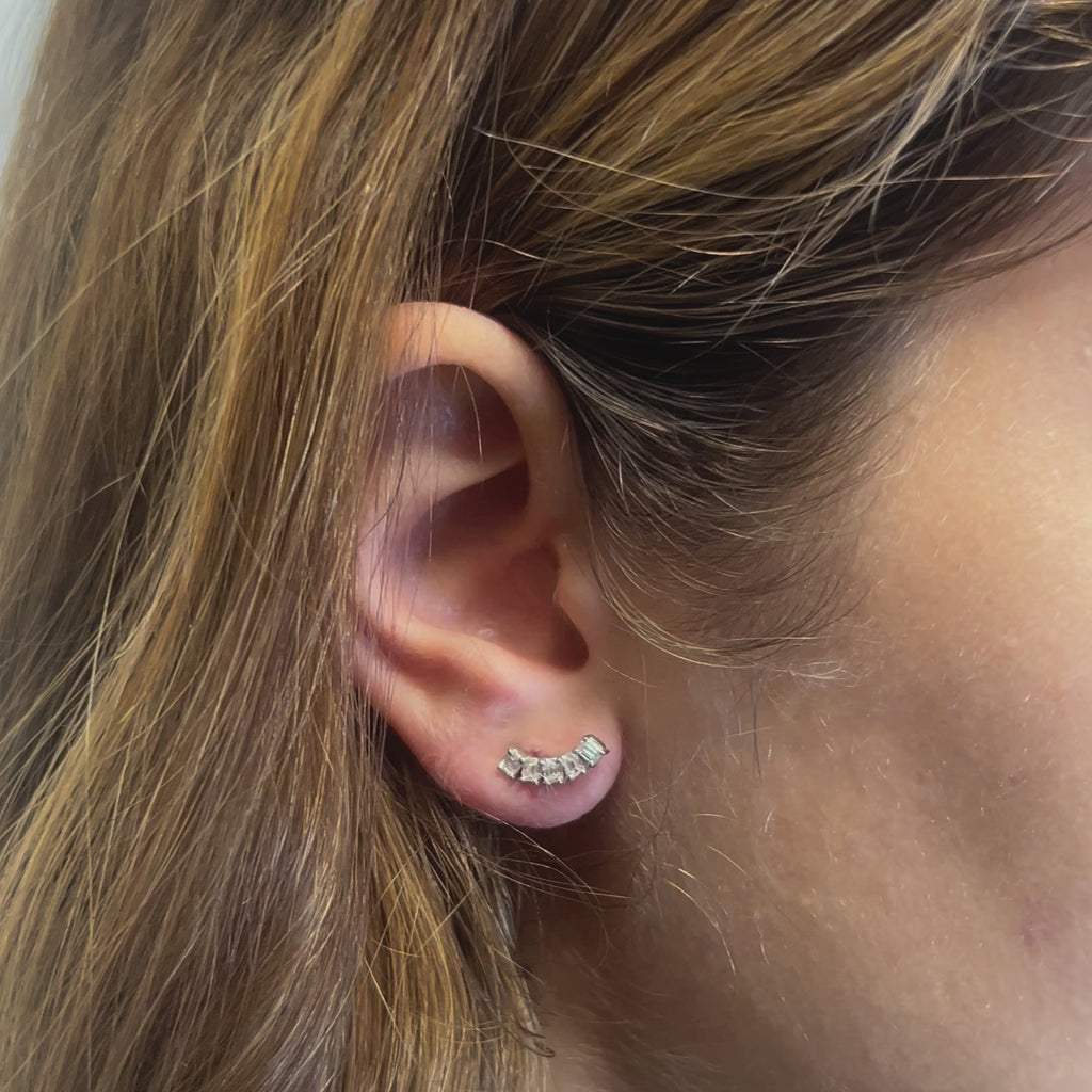 Emerald Cut Diamond Curve Earrings (0.70 ct.) in 14K Gold