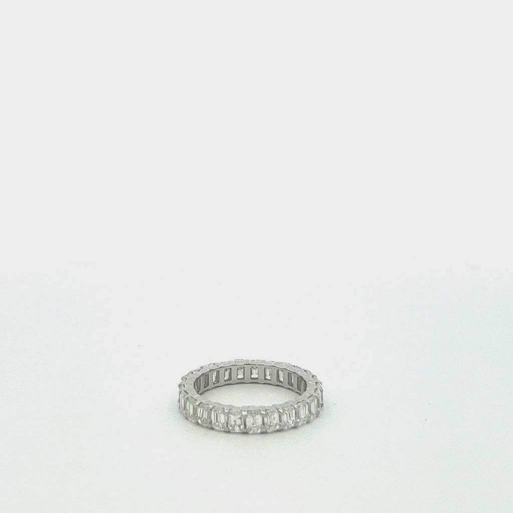 Emerald Cut Diamond Eternity Band (3.60 ct.) 4-Prongs Setting in 18K Gold