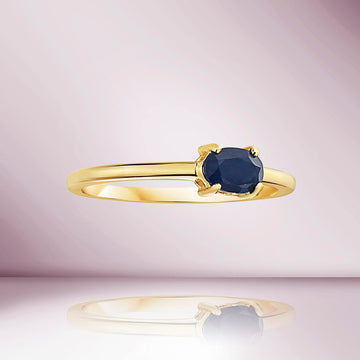 Oval Cut Blue Sapphire Solitaire Ring (0.58ct) 4-Prongs Setting in 14K Gold