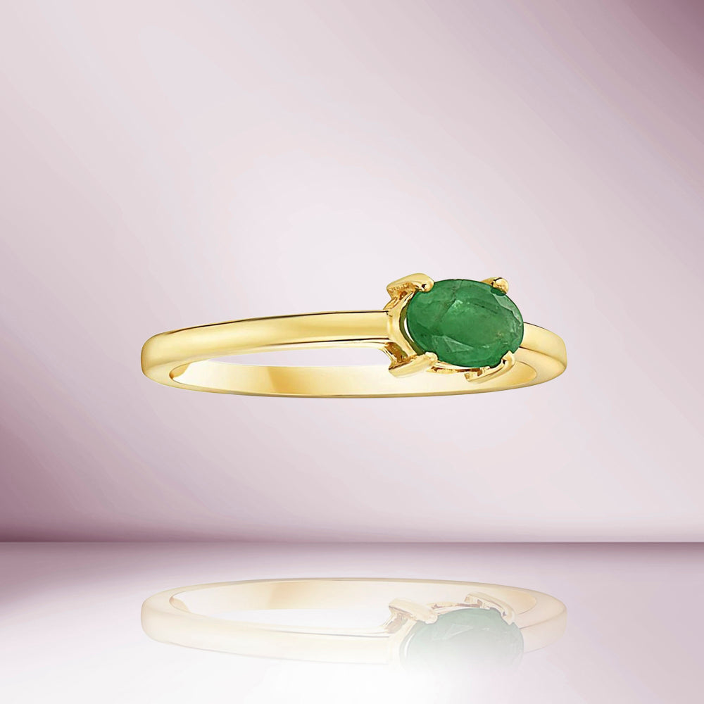 Oval Cut Emerald Solitaire Ring (0.41 ct.) 4-Prongs Setting in 14K Gold