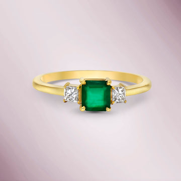 Princess Cut Emerald & Princess Cut Diamond Ring (1.00 ct.) 4-Prongs Setting in 14K Gold