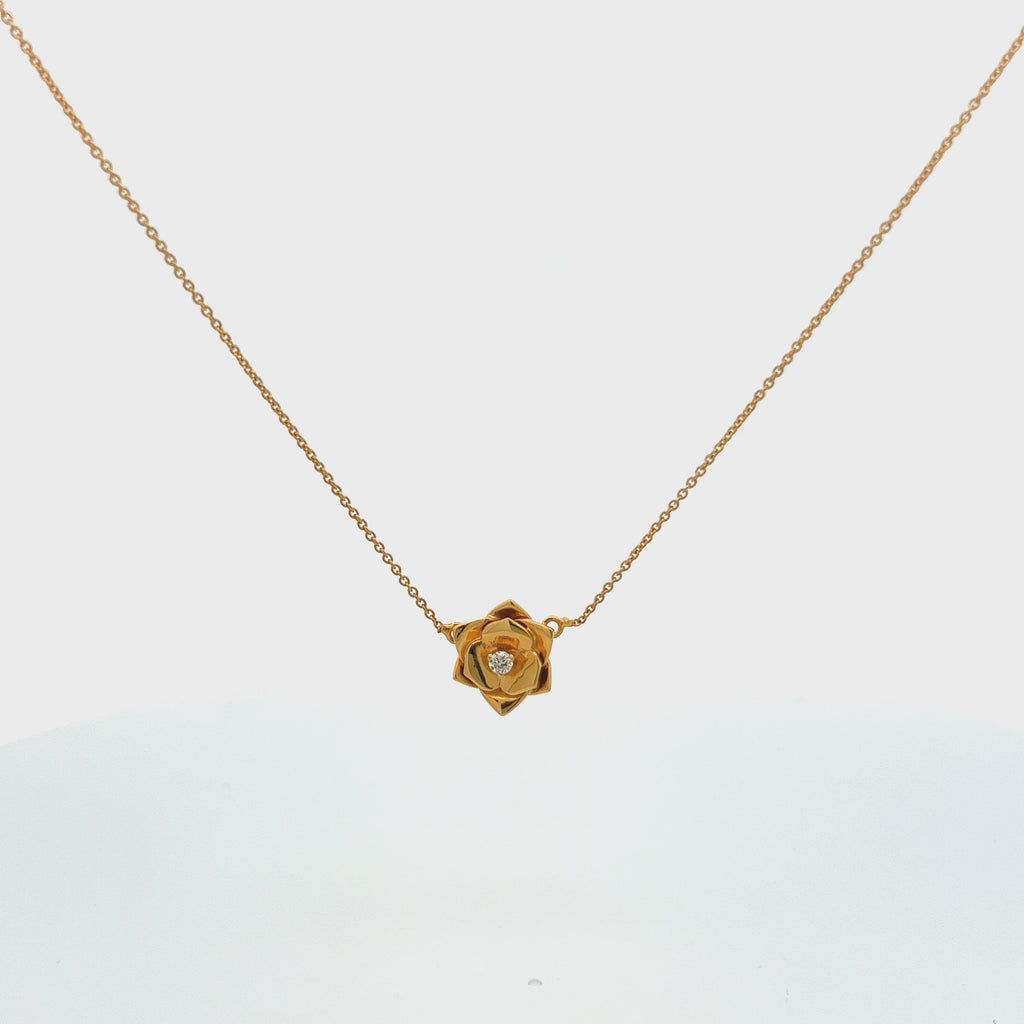 Ready to Ship Flower Diamond Necklace (0.07 ct.) in 18K Gold