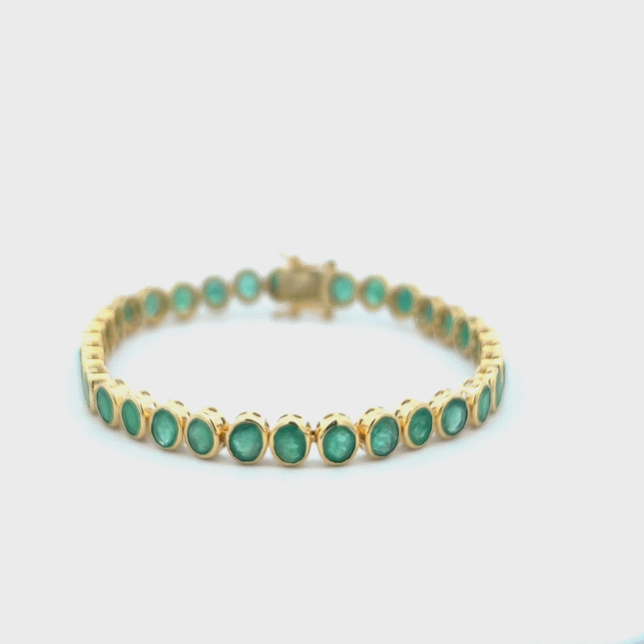 Fancy Oval Shape Emerald Bracelet (9.89 ct.) in 14K Gold