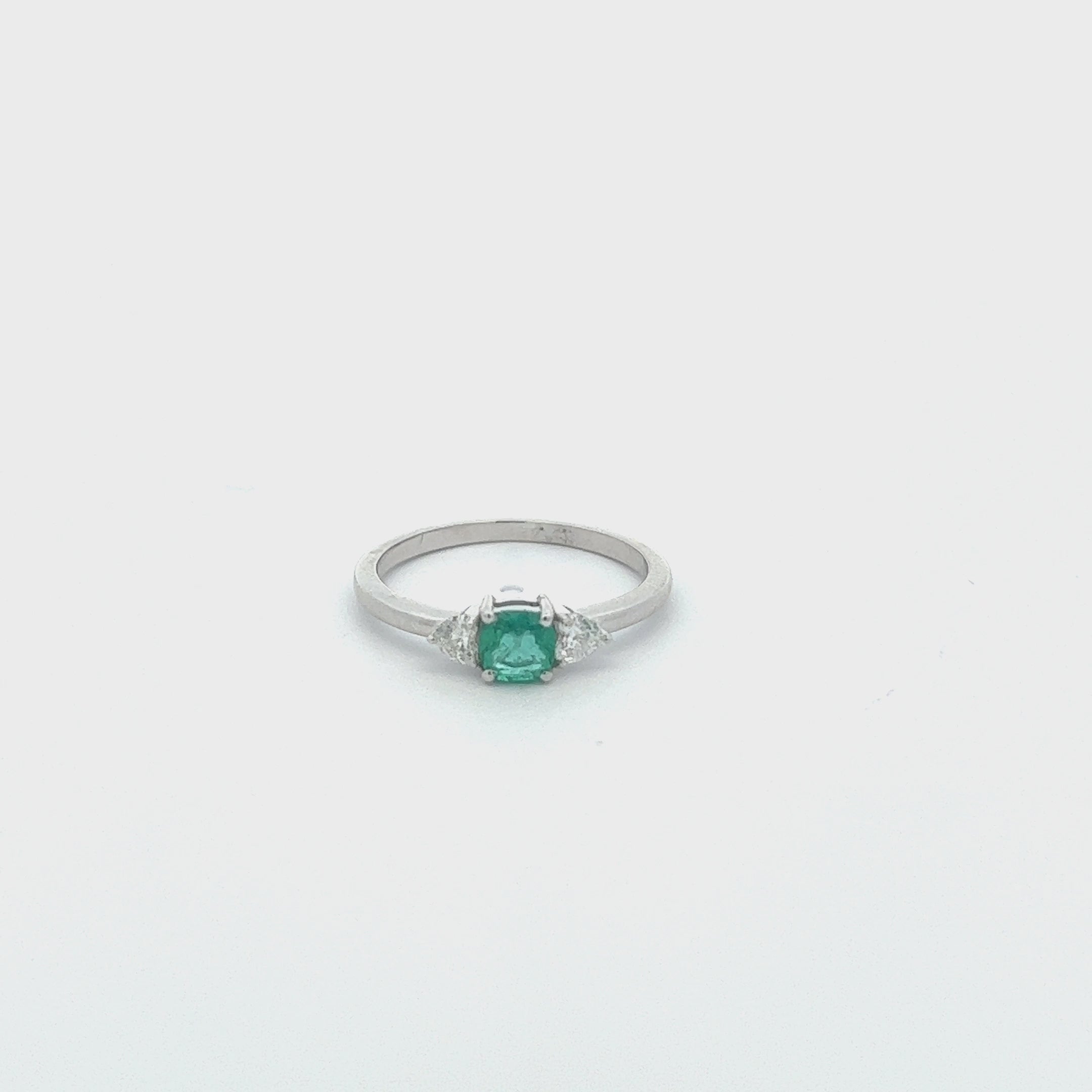 Cushion Emerald & Heart Shape Diamond Ring (0.55 ct.) 4-Prongs Setting in 14K Gold