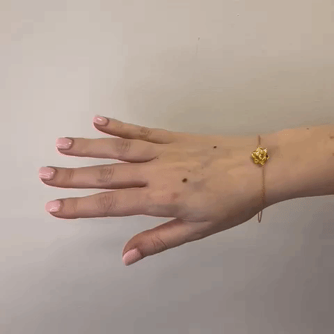 Ready to Ship Flower Diamond Bracelet (0.07 ct.) in 18K Gold